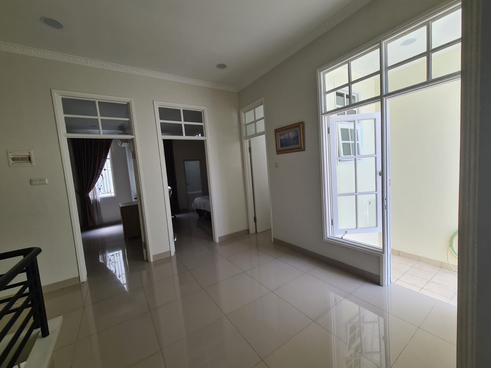 Disewakan Rumah Fully Furnished di Taman Beverly Lippo Cikarang